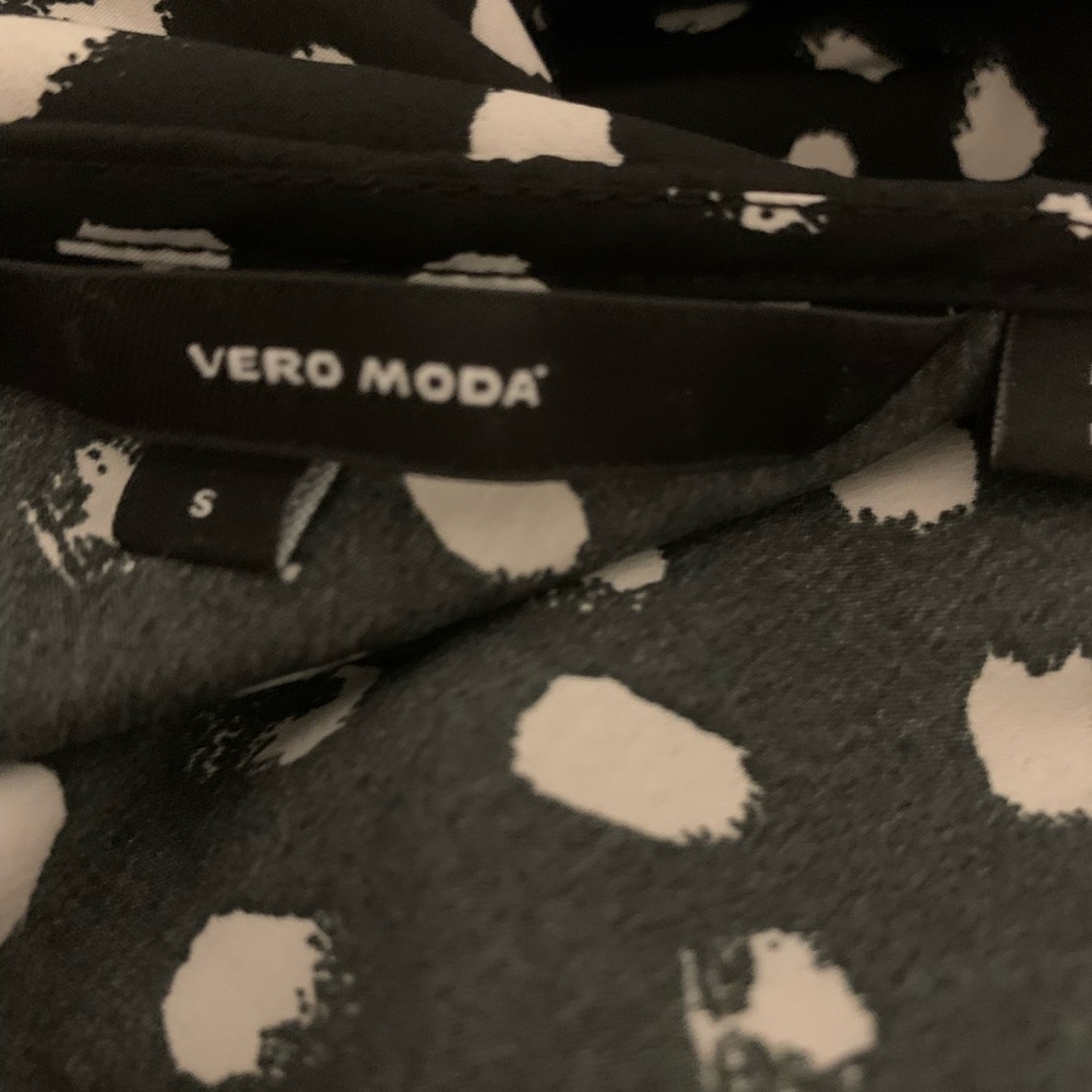 Vero Moda blouse sz small - Picture 7 of 7